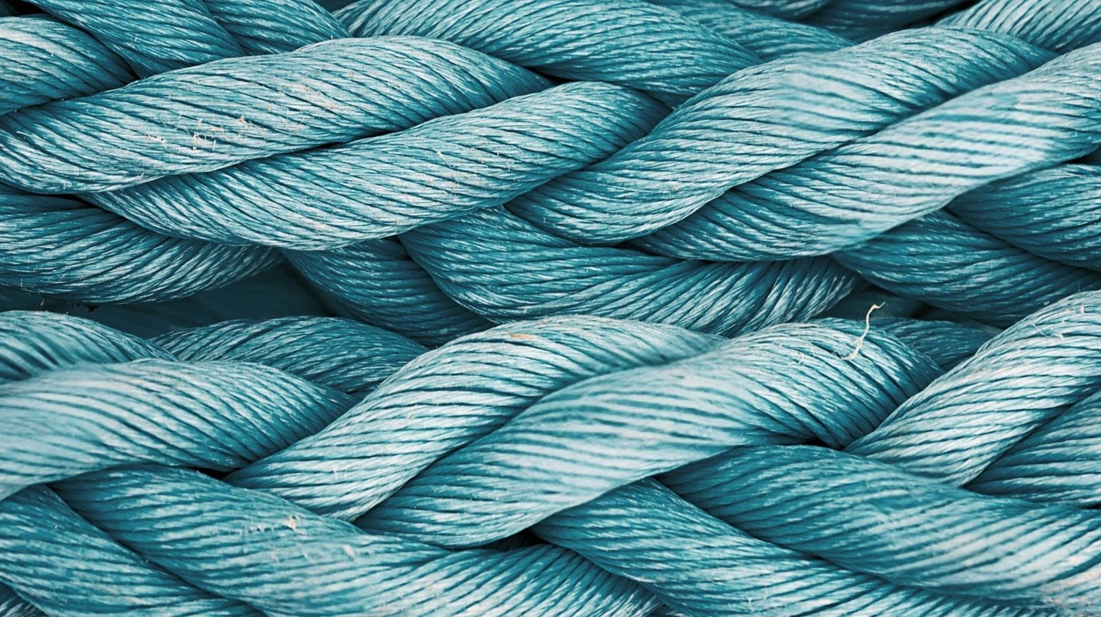 Nettoyage de la cale moteur d’un voilier : guide pratique